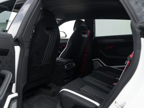 Used 2024 Lamborghini Urus Performante image 27