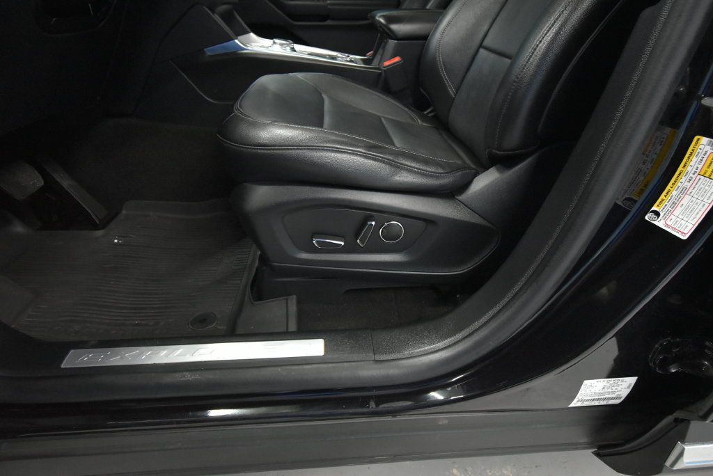 Used 2020 Ford Explorer Limited AWD/4WD image 7
