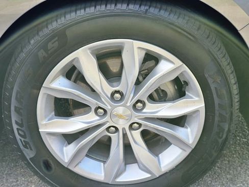 Used 2024 Chevrolet Malibu LT FWD image 10