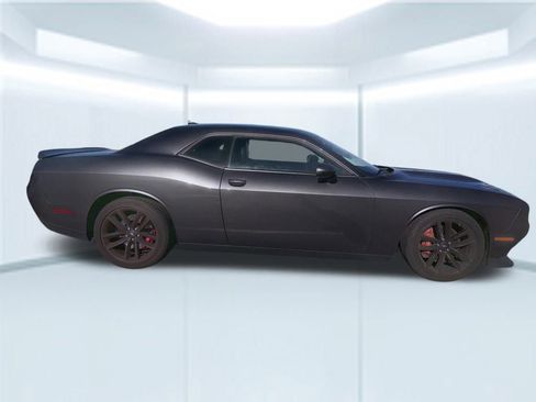 Used 2022 Dodge Challenger GT w/ Plus Package image 14