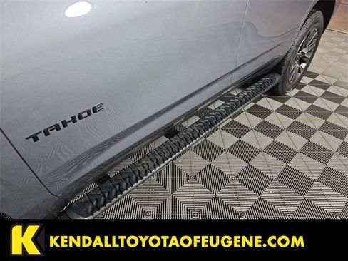 Used 2022 Chevrolet Tahoe Z71 w/ Z71 Off-Road Package image 9