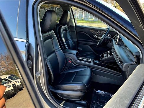 Used 2022 Lincoln Corsair Standard image 7