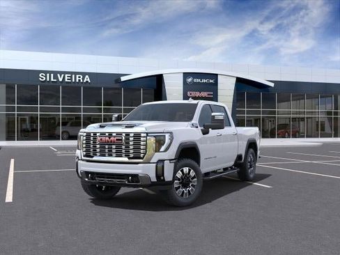 New 2025 GMC Sierra 3500 Denali w/ Denali Reserve Package image 8