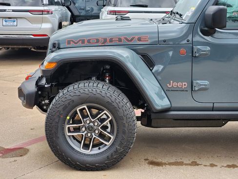 New 2026 Jeep Gladiator Mojave image 6