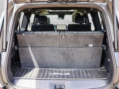 Used 2024 Lexus GX 550 w/ Accessory Package (Z1) AWD/4WD image 25