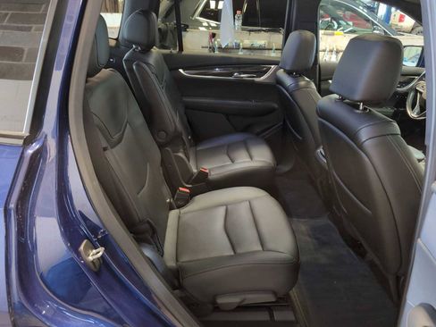 Used 2023 Cadillac XT6 Sport image 28