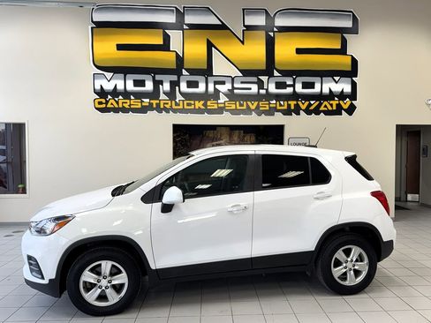Used 2020 Chevrolet Trax LS w/ Tint and Cruise Package image 4