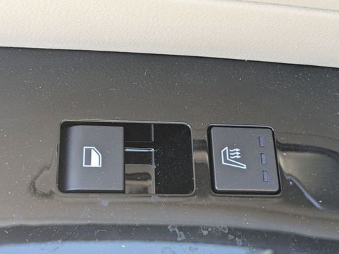 Used 2025 Hyundai Tucson Limited FWD image 31