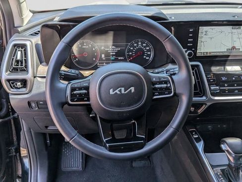 Certified 2023 Kia Sorento S AWD/4WD image 15