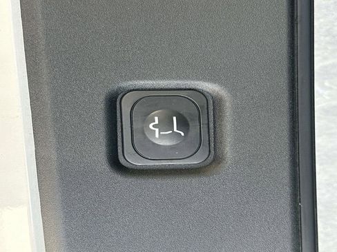 New 2025 Lincoln Navigator L Reserve w/ Jet Appearance Package image 22