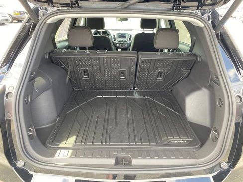 Certified 2024 Chevrolet Equinox LT w/ LPO, Floor Liner Package FWD image 18