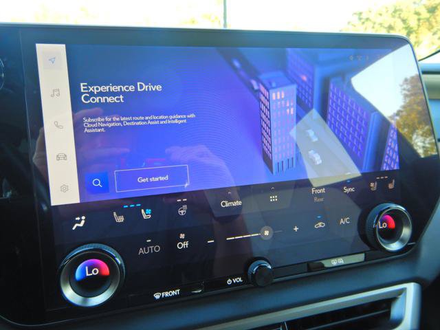 Used 2024 Lexus RX 350 Premium w/ Accessory Package (Z1) AWD/4WD image 18