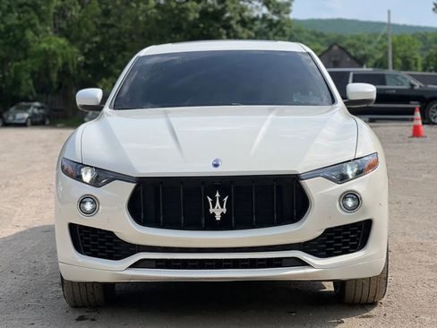 Used 2019 Maserati Levante AWD/4WD image 1