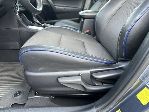 Used 2017 Toyota Corolla SE FWD image 13