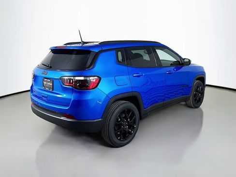 New 2026 Jeep Compass Latitude AWD/4WD image 7