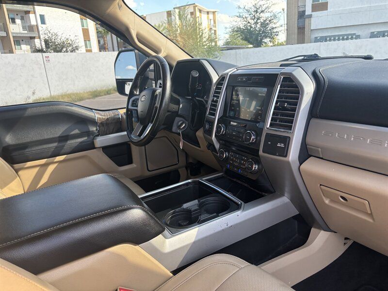 Used 2017 Ford F350 Lariat w/ Lariat Value Package AWD/4WD image 34