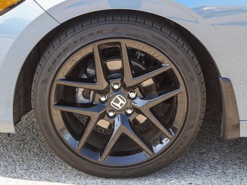 Used 2024 Honda Civic Sport image 13