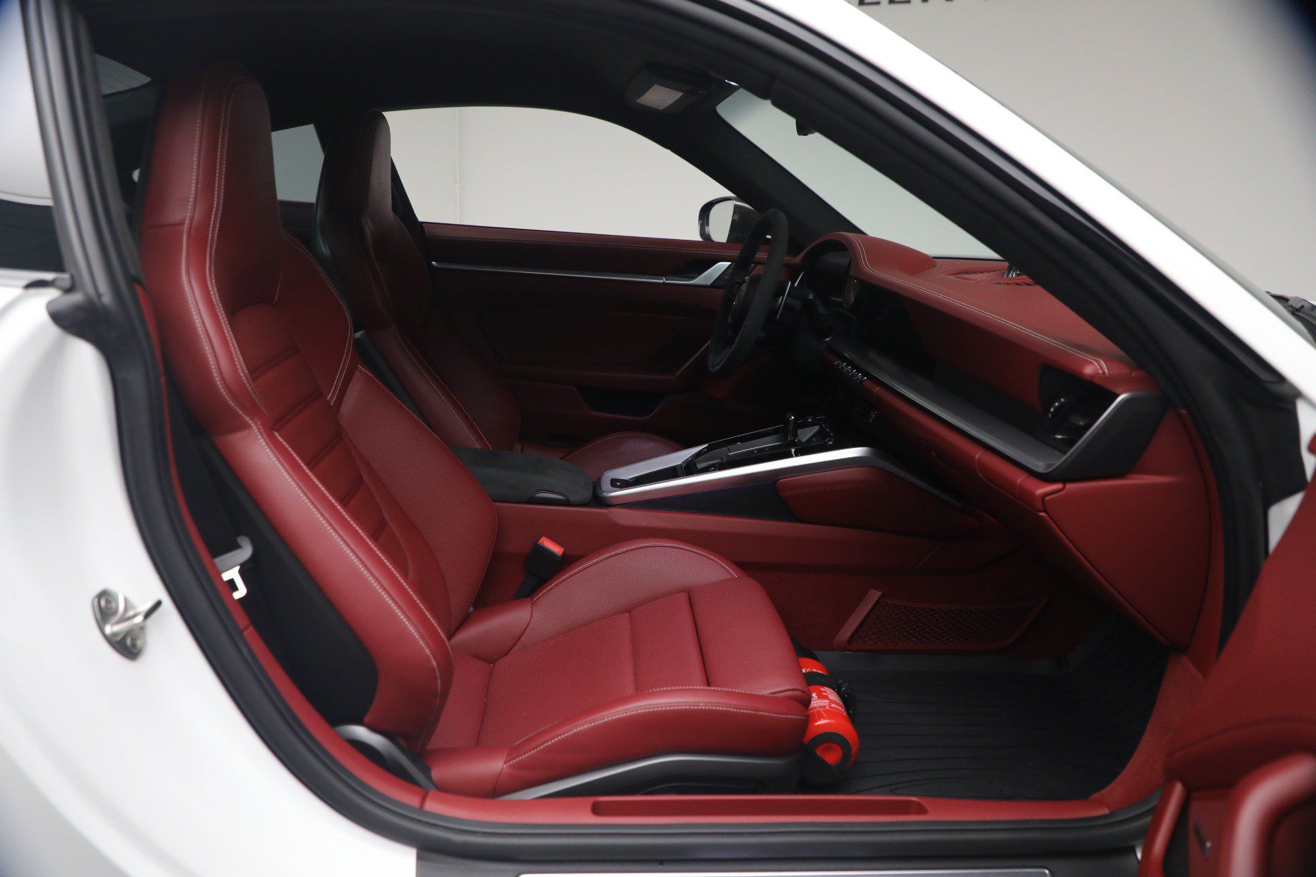 Used 2022 Porsche 911 Turbo S AWD/4WD image 17