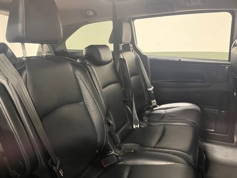 Used 2024 Honda Odyssey EX-L image 13