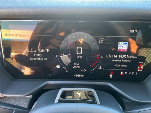 New 2026 GMC Acadia Denali w/ Super Cruise Package image 18