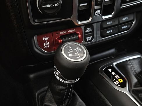 New 2025 Jeep Gladiator Rubicon image 15