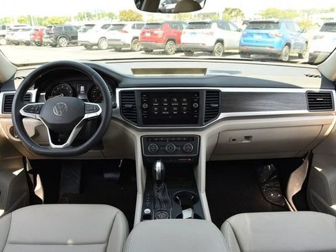 Used 2021 Volkswagen Atlas SE w/ Panoramic Sunroof Package AWD/4WD image 7