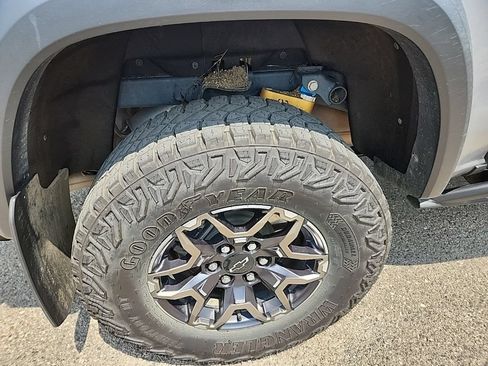Certified 2025 Chevrolet Colorado ZR2 w/ Technology Package AWD/4WD image 62