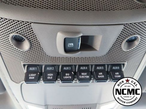 Used 2018 Ford F350 Lariat w/ Lariat Ultimate Package AWD/4WD image 32