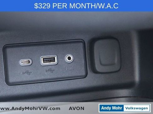 Used 2019 Chevrolet Equinox LT FWD image 38