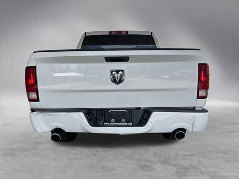 Used 2016 RAM 1500 Express RWD image 31