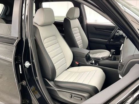 Certified 2026 Honda CR-V Sport Touring image 7