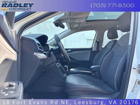 Used 2024 Volkswagen Taos SE AWD/4WD image 21