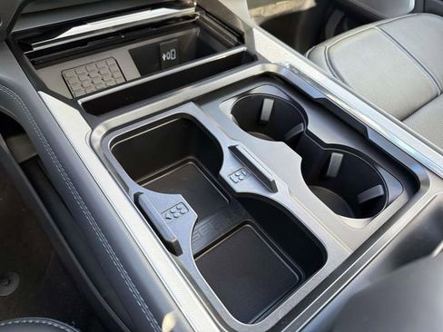 New 2026 Ford F250 Platinum w/ FX4 Off-Road Package image 15