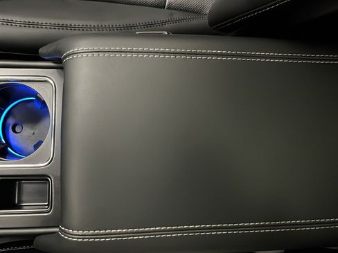 Used 2025 Lincoln Corsair Reserve AWD/4WD image 20