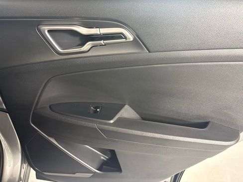 New 2026 Kia Sportage LX FWD image 15