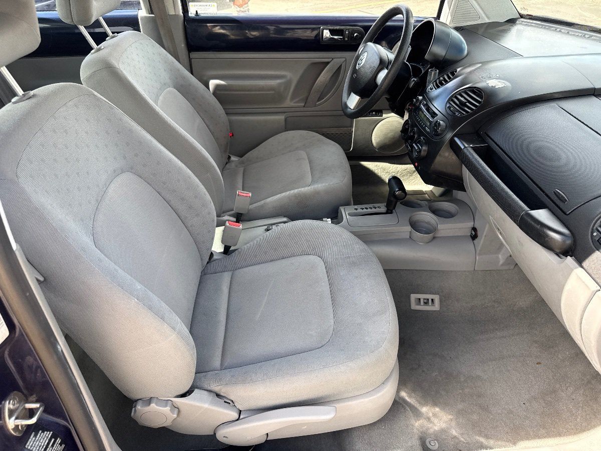 Used 1999 Volkswagen Beetle GLS FWD image 13