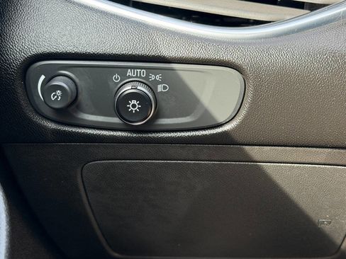 Used 2019 Chevrolet Malibu LT w/ LPO, Convenience Package 2 image 37