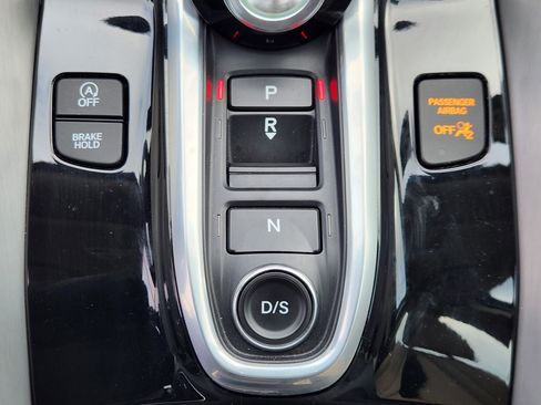 Certified 2025 Acura TLX w/ Technology Package image 13