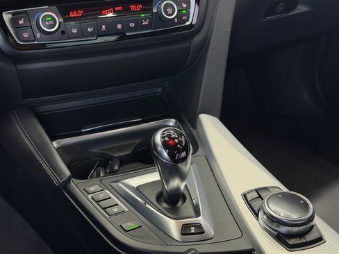 Used 2015 BMW M3 image 17