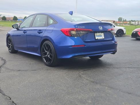 Used 2024 Honda Civic Sport image 5