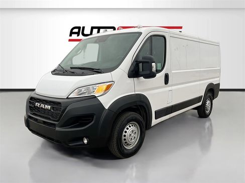 Used 2025 RAM ProMaster 2500 w/ U-Haul Equipment Group image 3