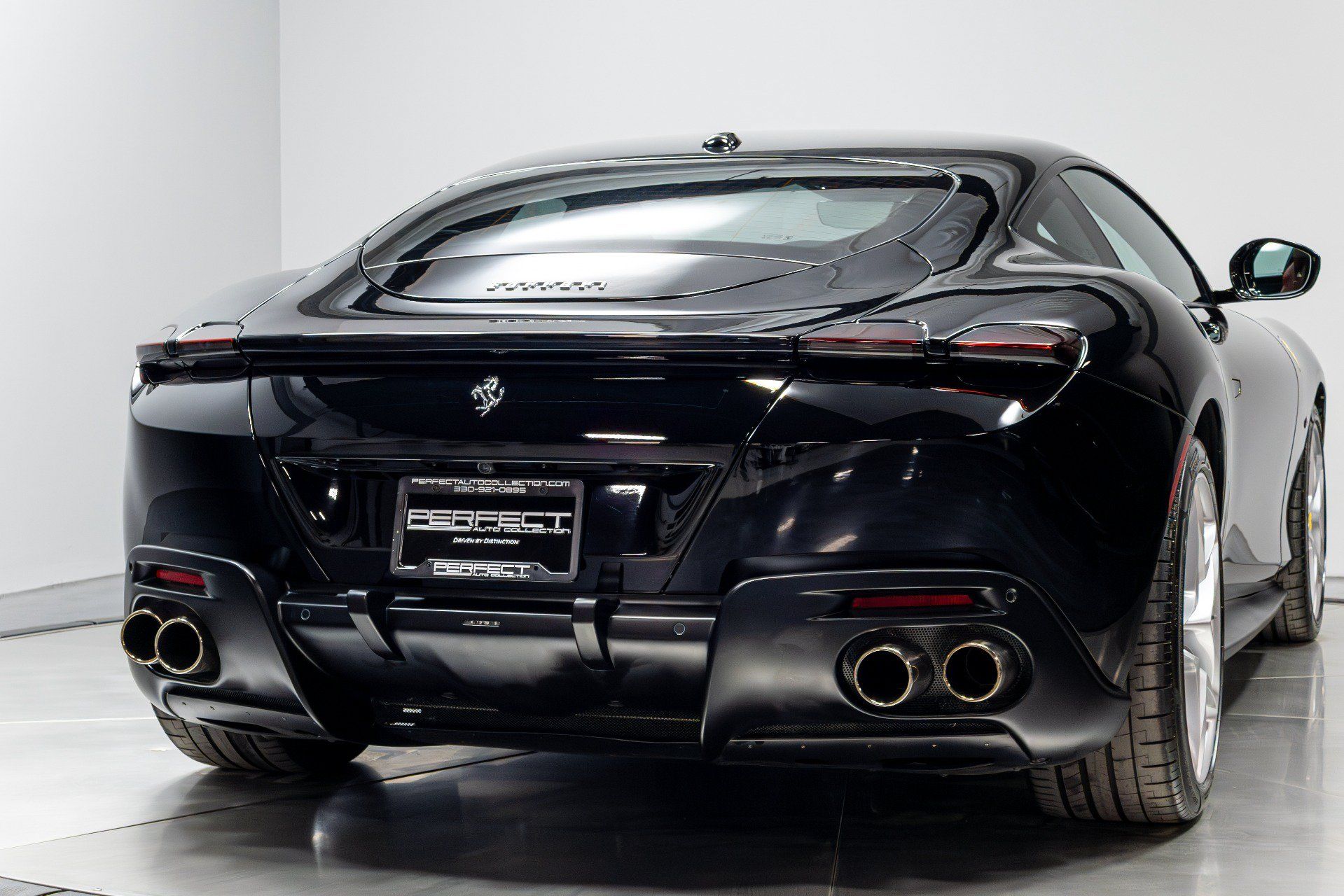 Used 2022 Ferrari Roma RWD image 86