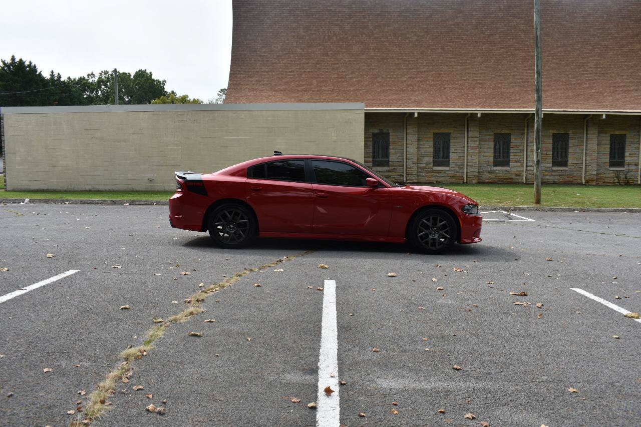 Used 2017 Dodge Charger R/T RWD image 8