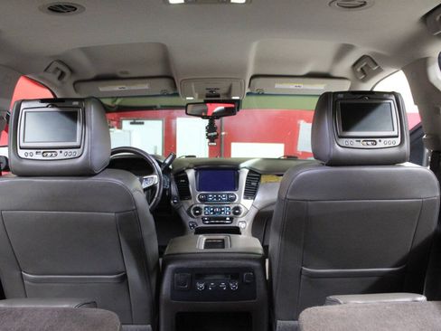 Used 2017 GMC Yukon XL Denali AWD/4WD image 24