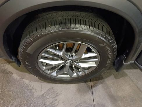 Used 2021 Nissan Rogue S FWD image 27