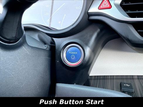 Used 2022 Toyota Sienna Limited AWD/4WD image 41