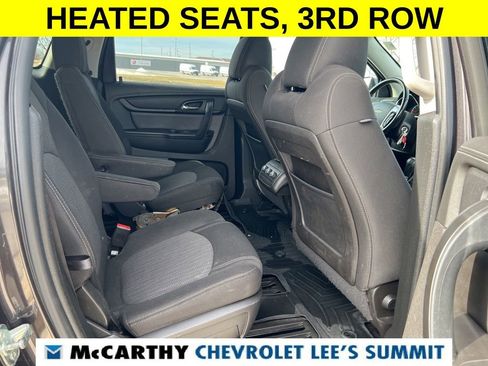 Used 2017 Chevrolet Traverse LT w/ Style and Technology Package image 29