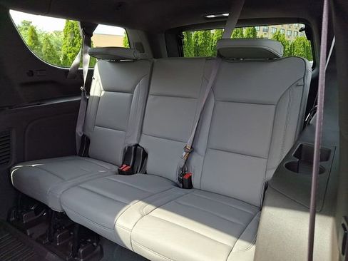 Certified 2023 GMC Yukon XL SLT w/ SLT Premium Package image 11