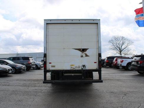 Used 2015 Ford E-350 and Econoline 350 Super Duty image 8