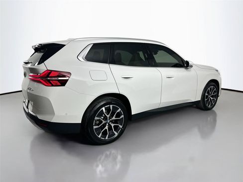 Used 2026 BMW X3 xDrive30i w/ Convenience Package AWD/4WD image 9
